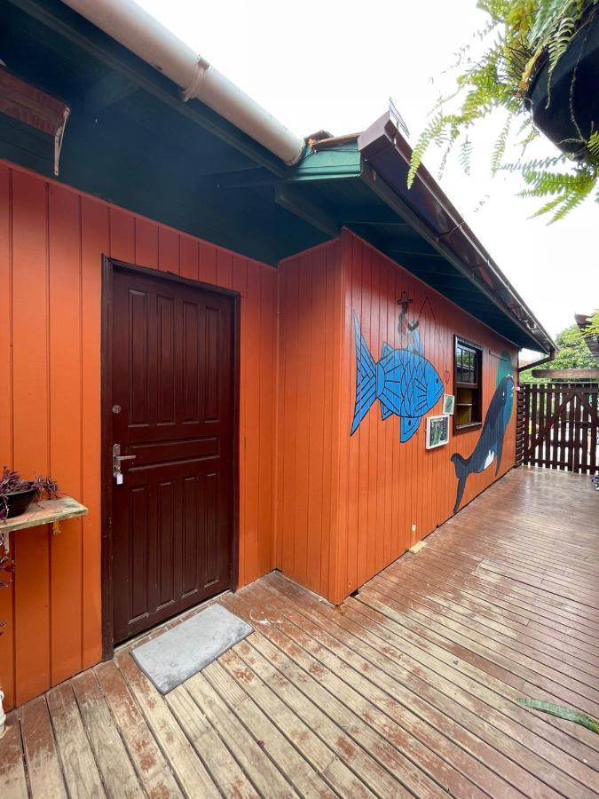 Hostel Antonio Pescador - Centro Da Guarda do Embaú Dış mekan fotoğraf