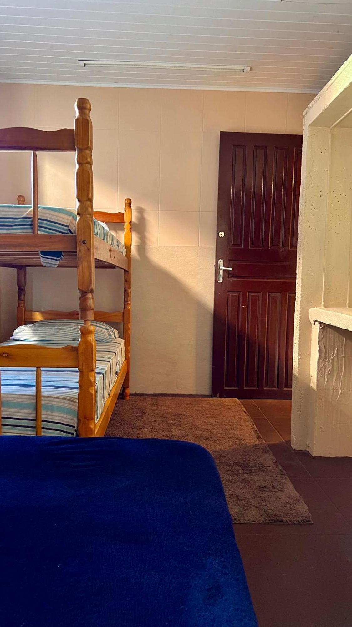 Hostel Antonio Pescador - Centro Da Guarda do Embaú Oda fotoğraf